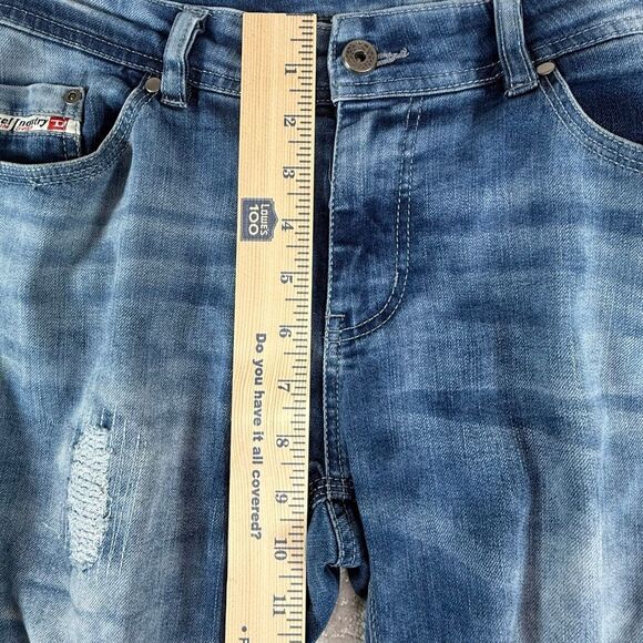 Diesel Kid Thanaz J US Straight Leg Destroyed Vintage Loose Fit Jeans in Wash KX - Picture 9 of 12